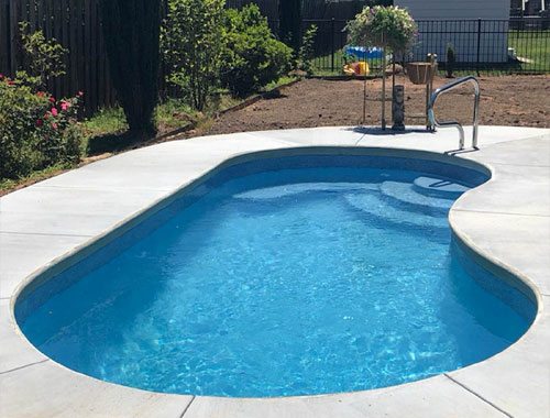 Kidney Shaped Swimming Pools Manufacturer in Ghaziabad